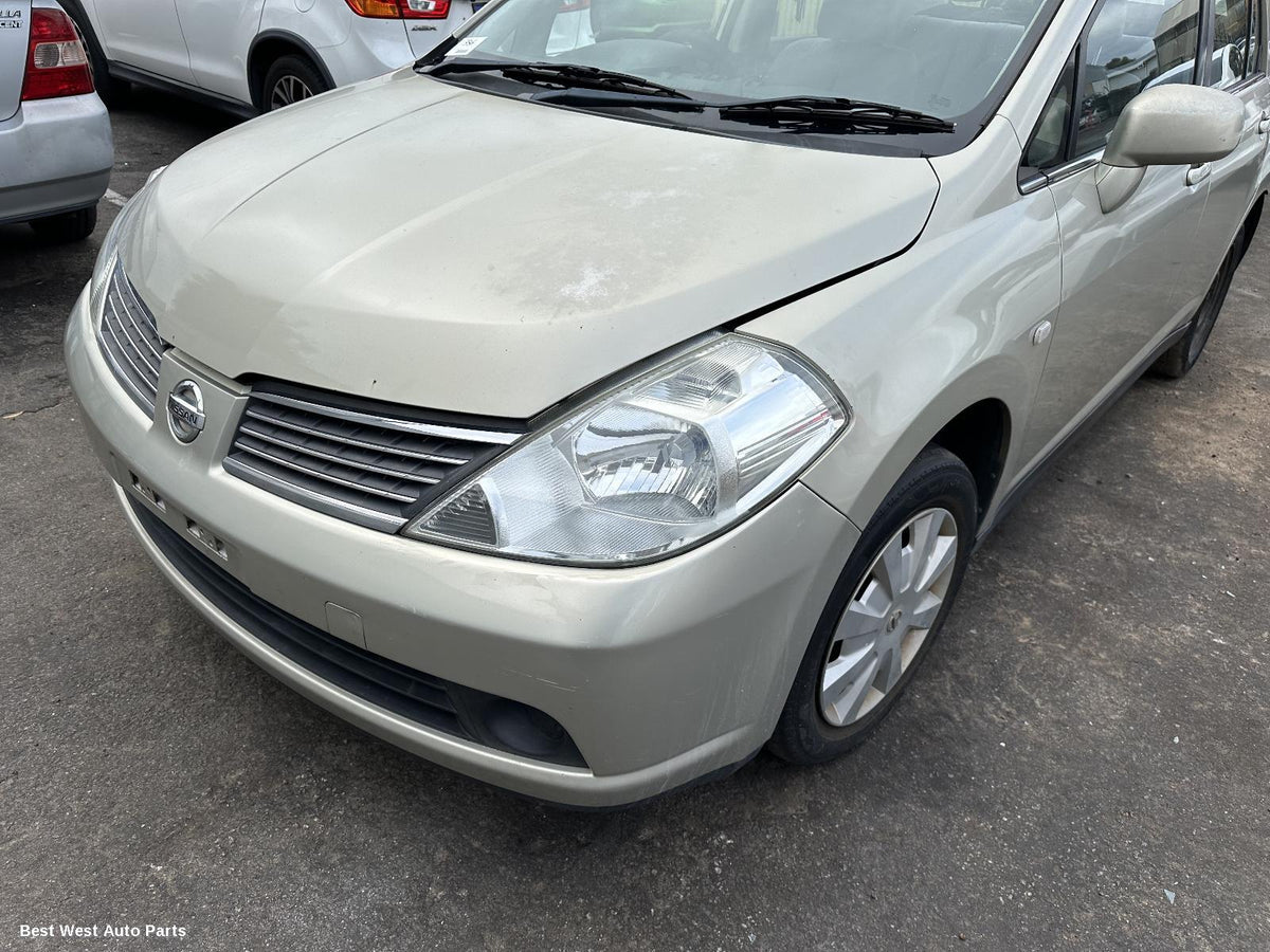 2009 NISSAN TIIDA Left Headlamp