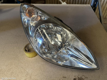 2011 HYUNDAI I20 Right Headlamp