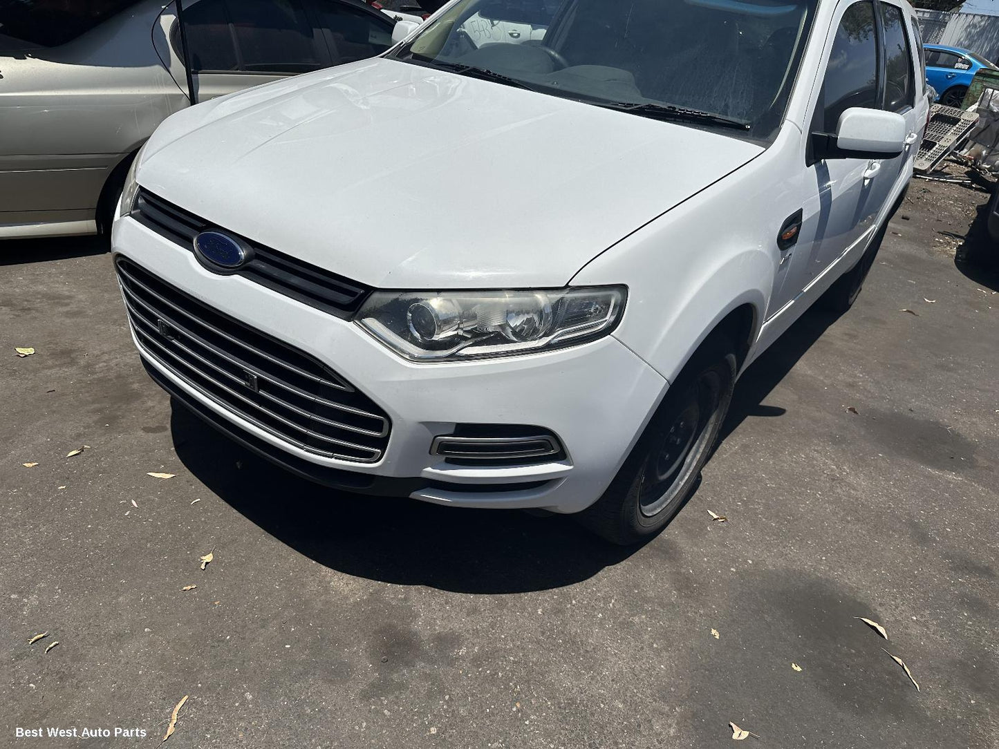 2012 FORD TERRITORY Left Guard
