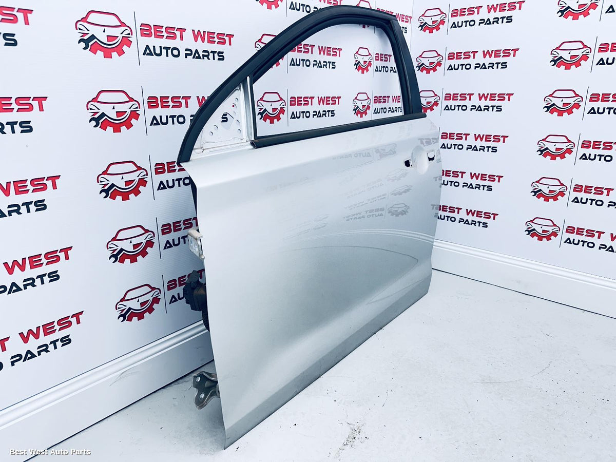 2018 HYUNDAI I30 Left Front Door