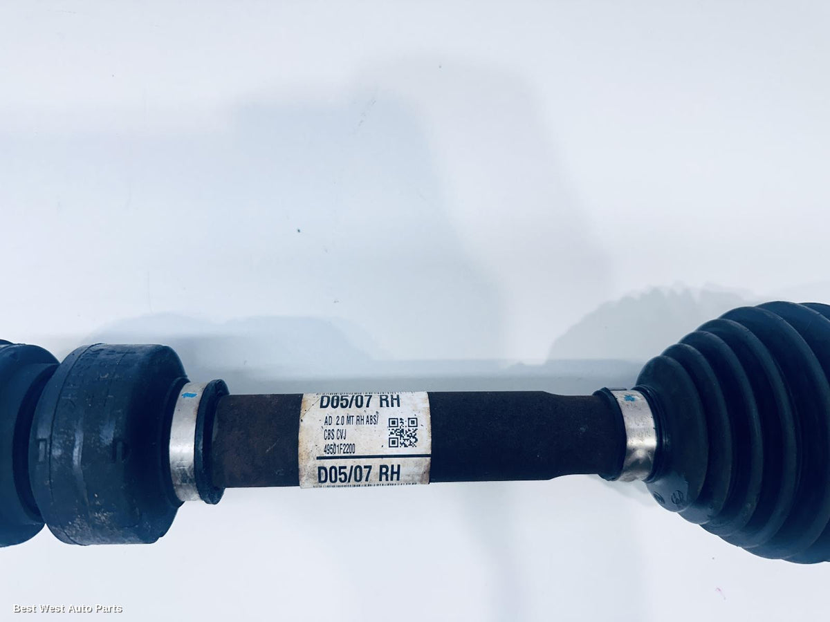 2018 HYUNDAI I30 Right Driveshaft
