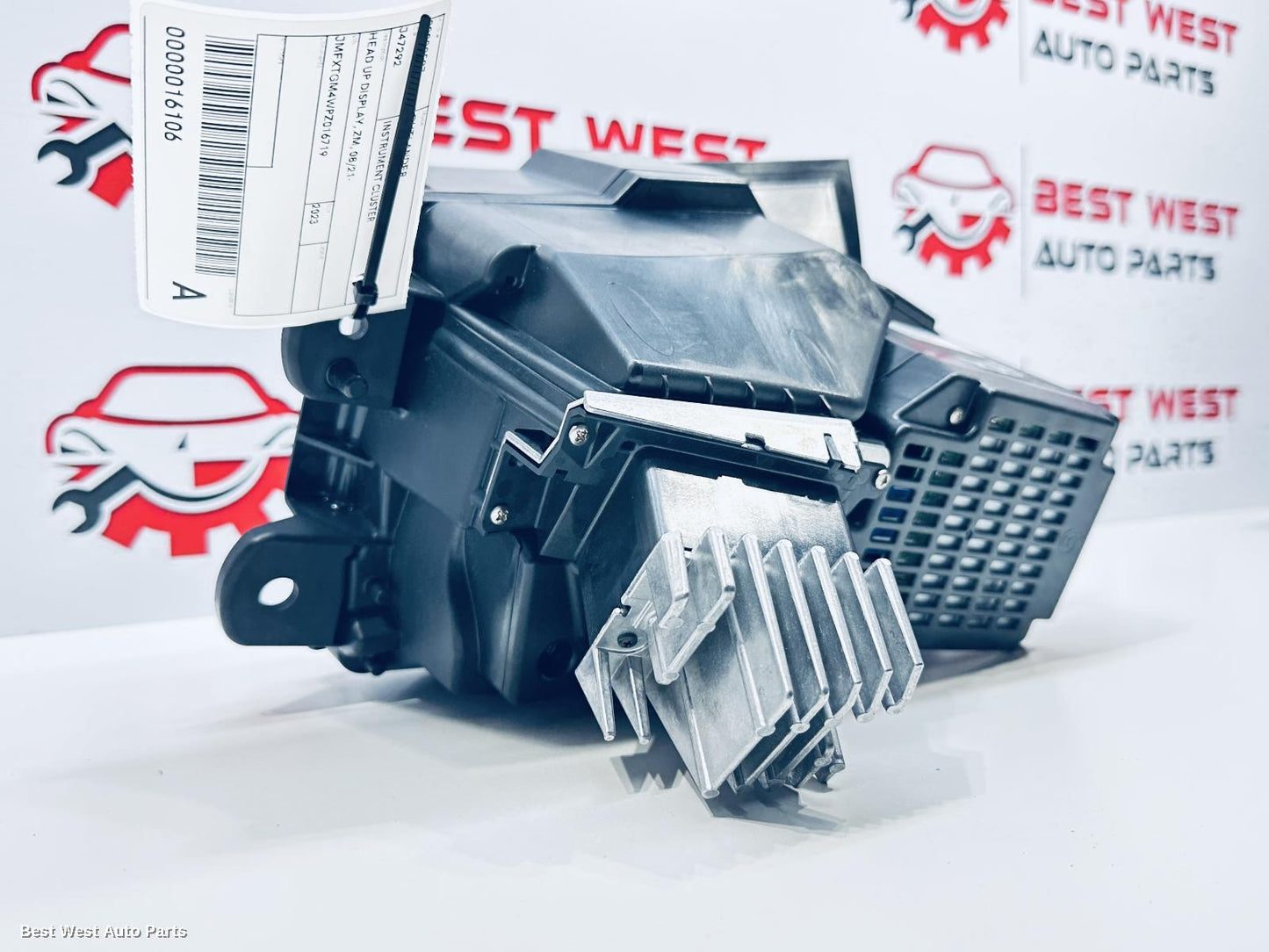 2023 MITSUBISHI OUTLANDER Instrument Cluster