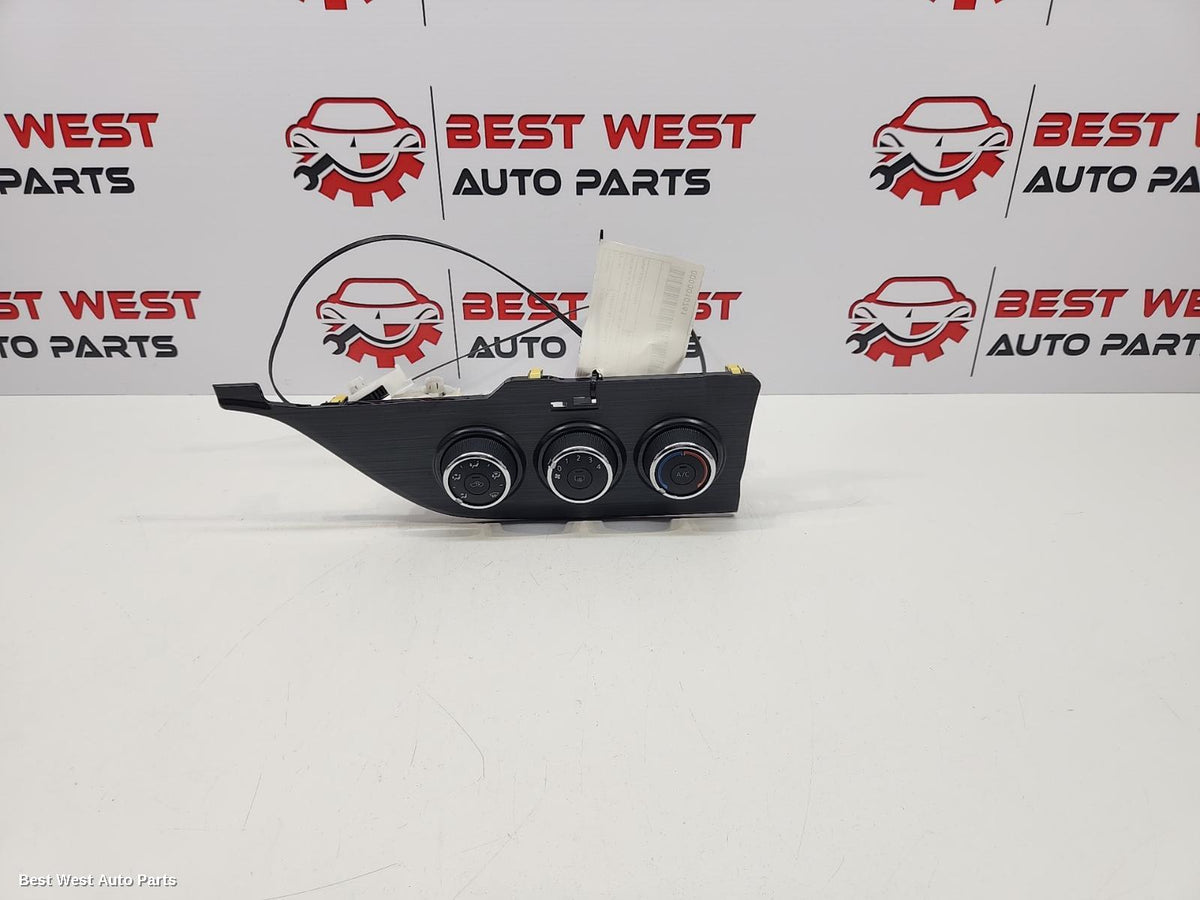 2013 TOYOTA COROLLA Heater/Ac Controls