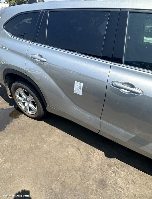 2022 TOYOTA KLUGER RIGHT_REAR_DOOR_SLIDING