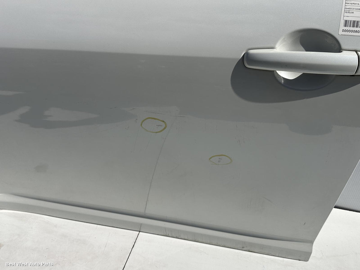 2009 SUZUKI SWIFT Left Front Door