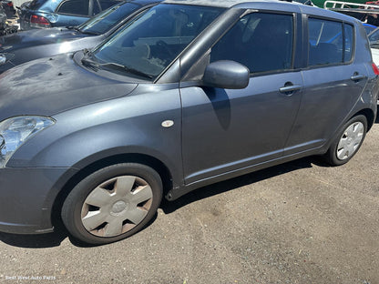 2005 SUZUKI SWIFT Left Rear Door/Sliding
