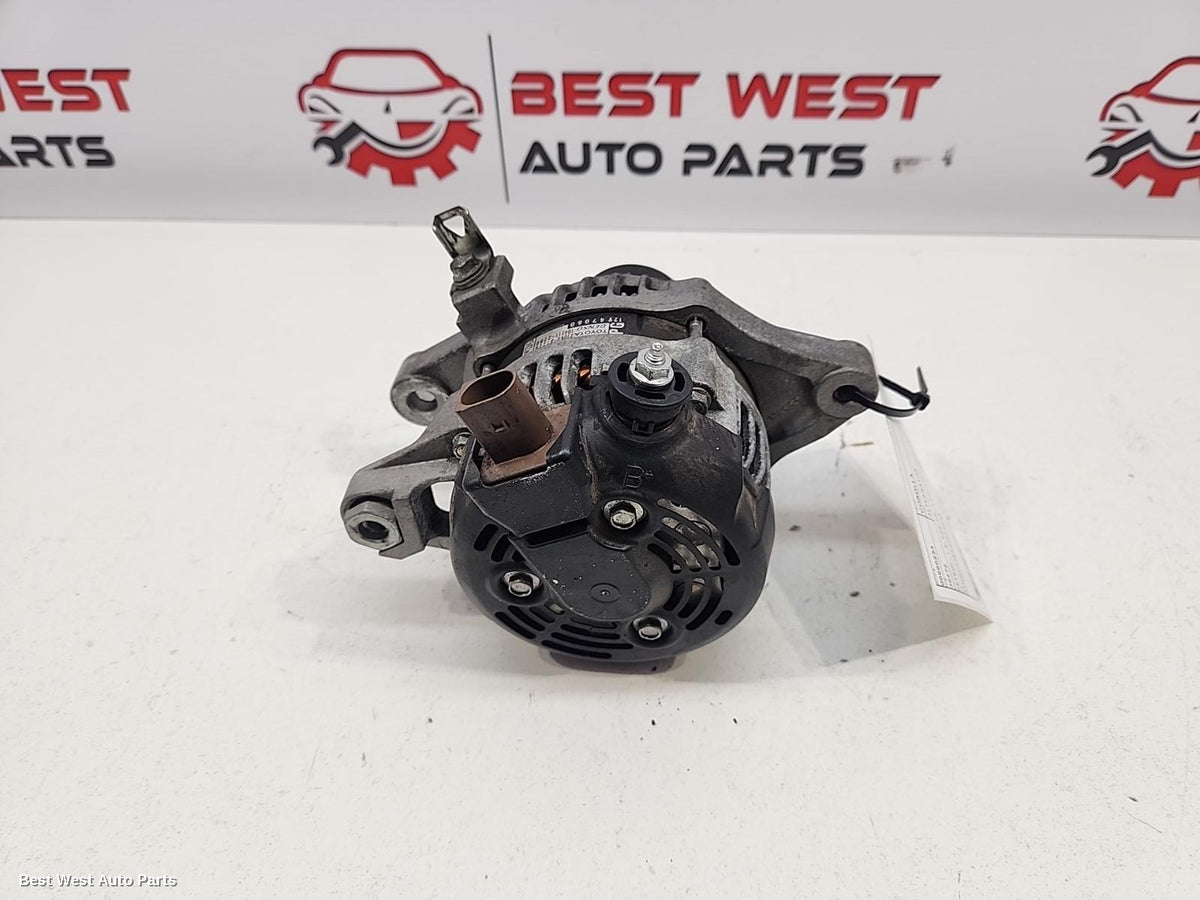 2018 TOYOTA COROLLA Alternator