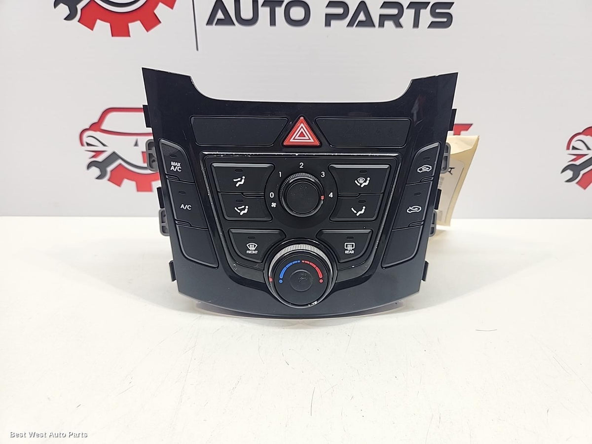 2016 HYUNDAI I30 Heater/Ac Controls