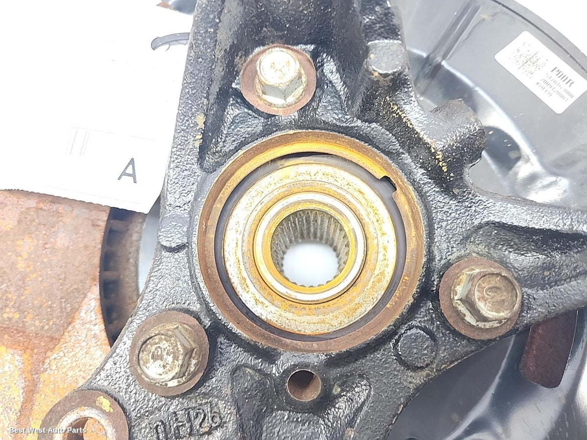 2020 HYUNDAI I30 Right Front Hub Assembly