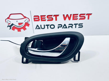 2018 NISSAN NAVARA Door Handle