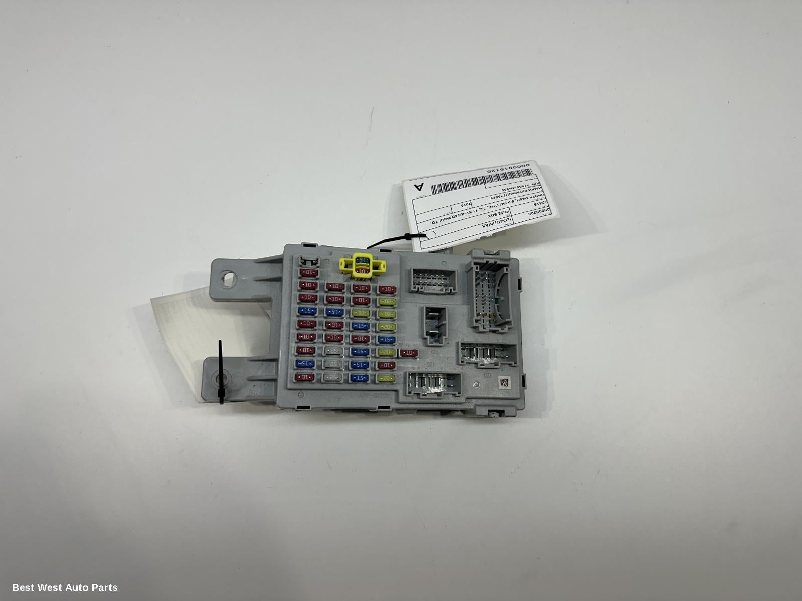 2015 HYUNDAI ILOAD/IMAX Fuse Box