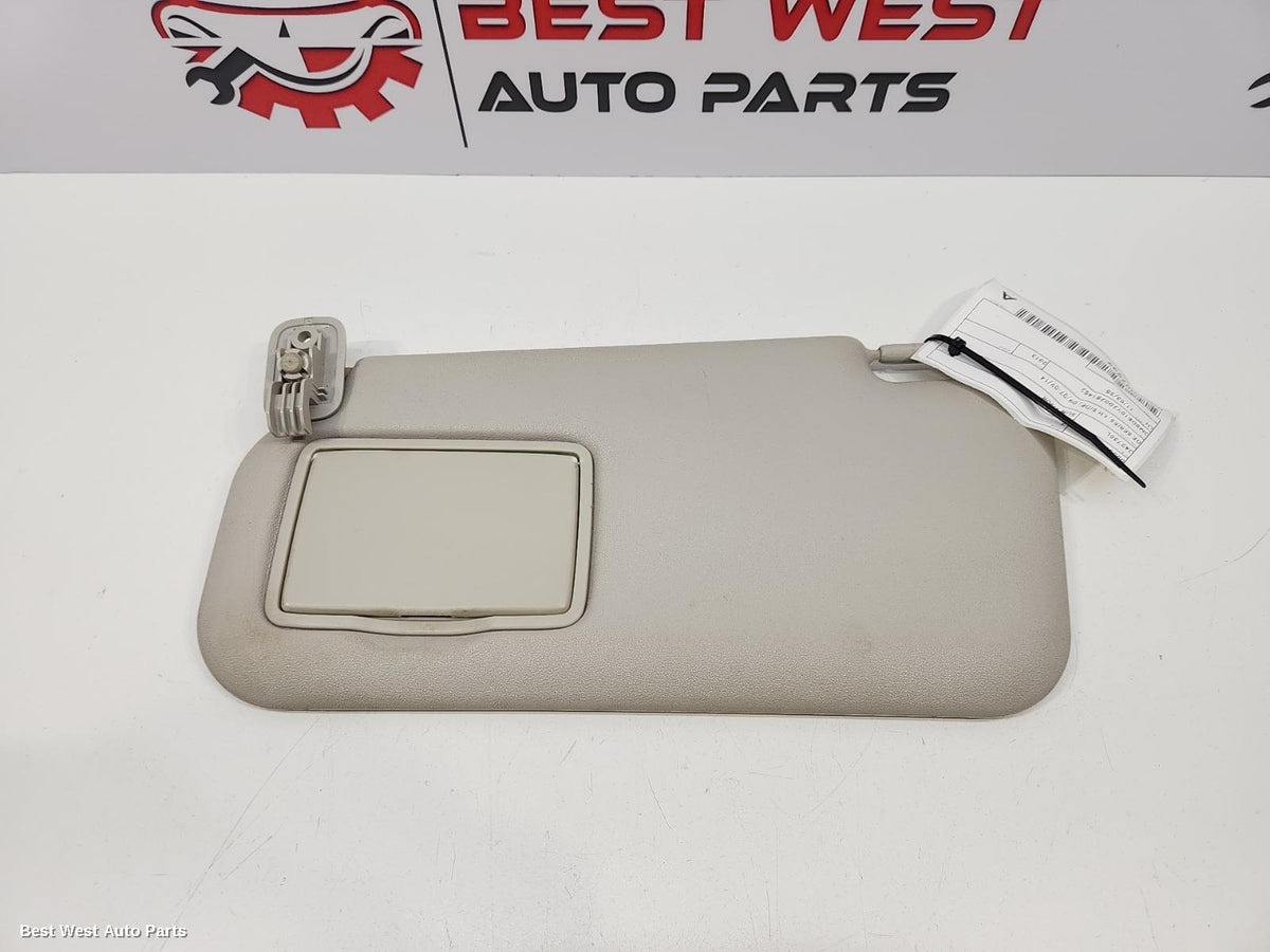 2013 MAZDA 2 Sunvisor