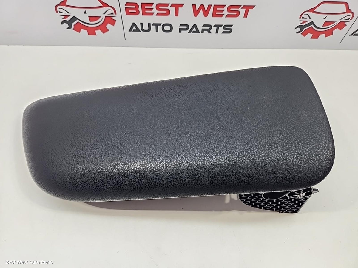 2023 TOYOTA CAMRY Console