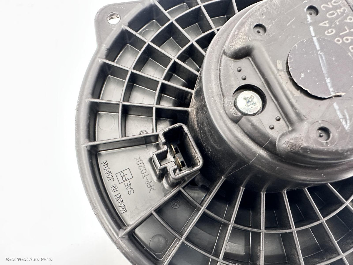 2016 MAZDA CX3 Heater Fan Motor