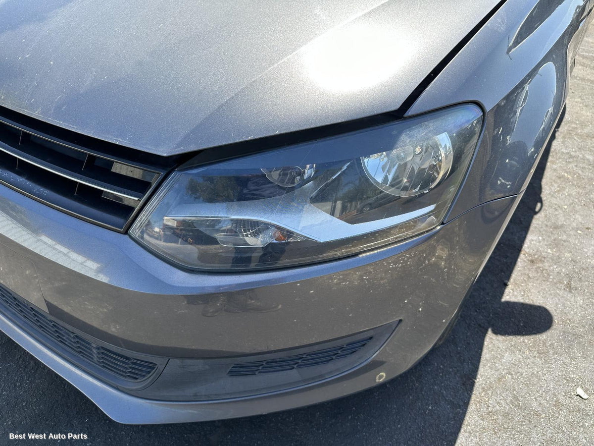 2012 VOLKSWAGEN POLO Right Headlamp