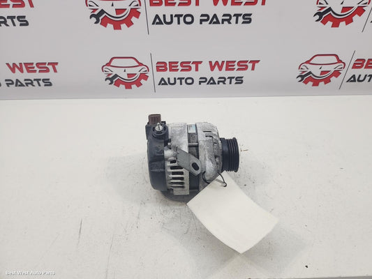 2019 TOYOTA YARIS Alternator