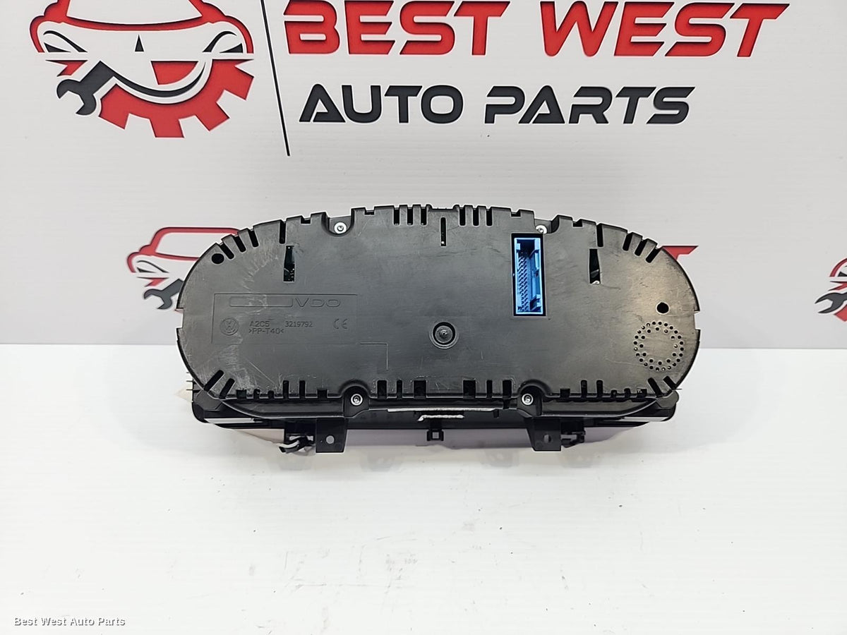 2018 VOLKSWAGEN CADDY Instrument Cluster