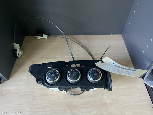 2017 TOYOTA COROLLA Heater/Ac Controls