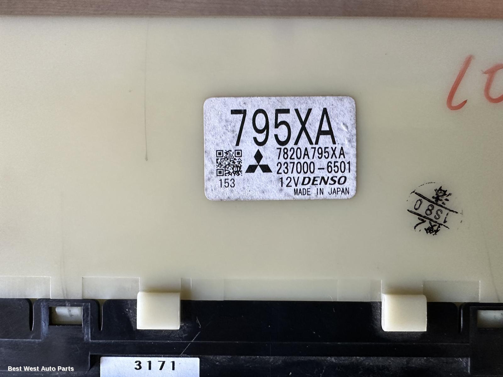 2015 MITSUBISHI PAJERO Heater/Ac Controls