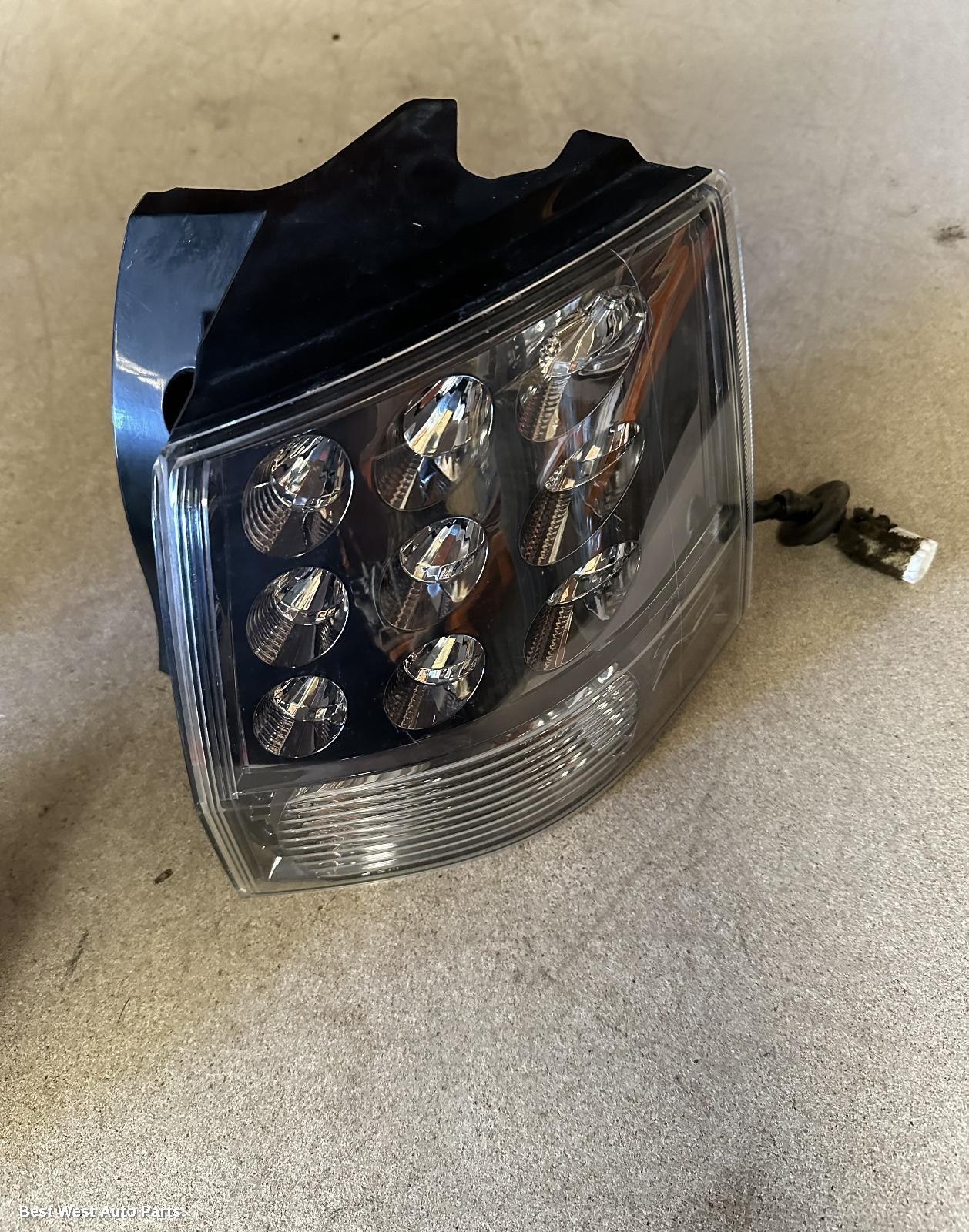 2011 MITSUBISHI OUTLANDER Right Taillight