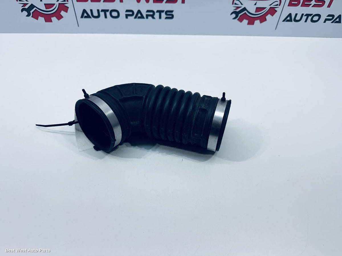 2021 NISSAN NAVARA Air Cleaner Duct/Hos