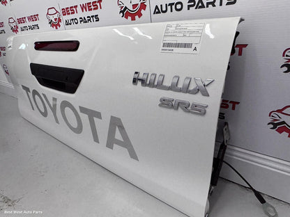 2024 TOYOTA HILUX Bootlid/Tailgate