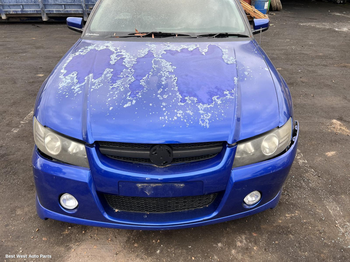 2004 HOLDEN COMMODORE Left Headlamp