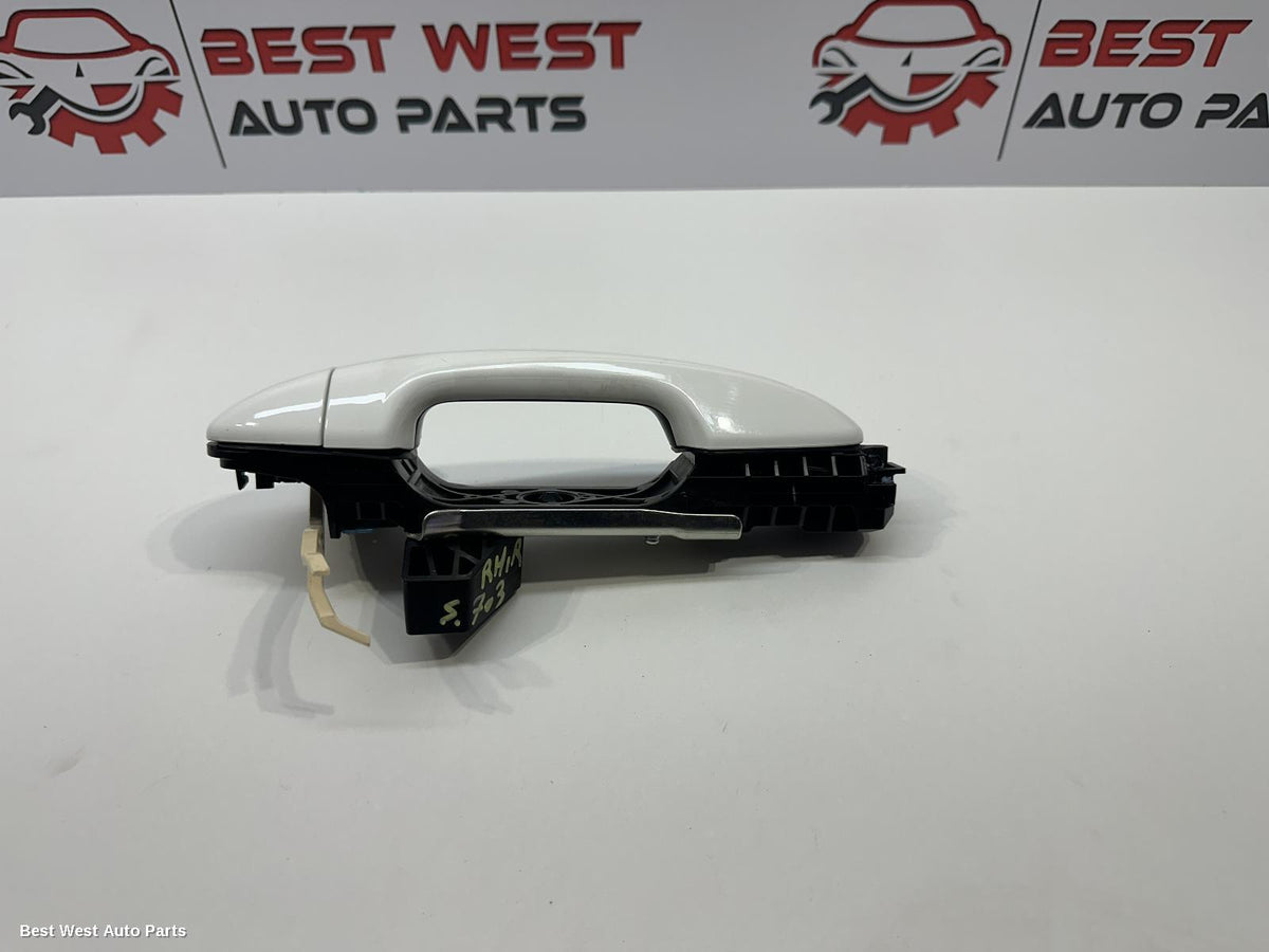 2024 TOYOTA HILUX Door Handle