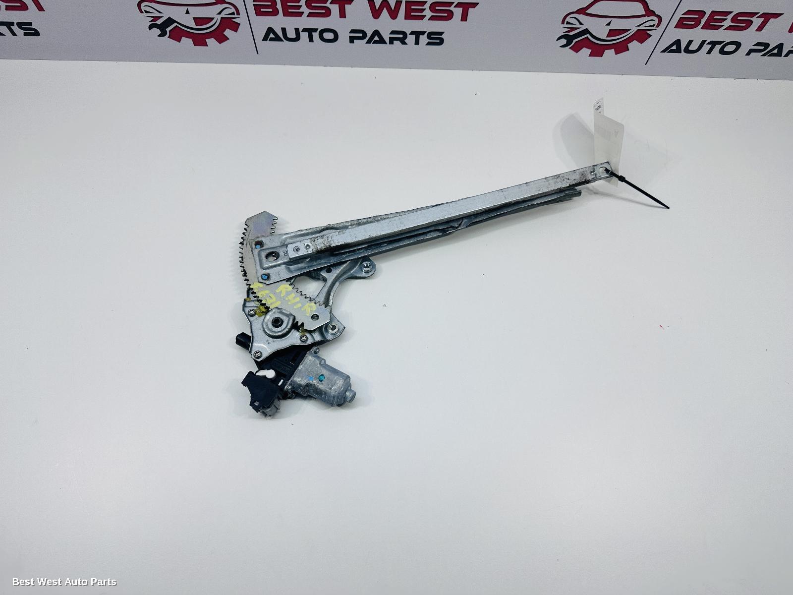 2021 NISSAN NAVARA Right Rear Wnd Reg/Motor