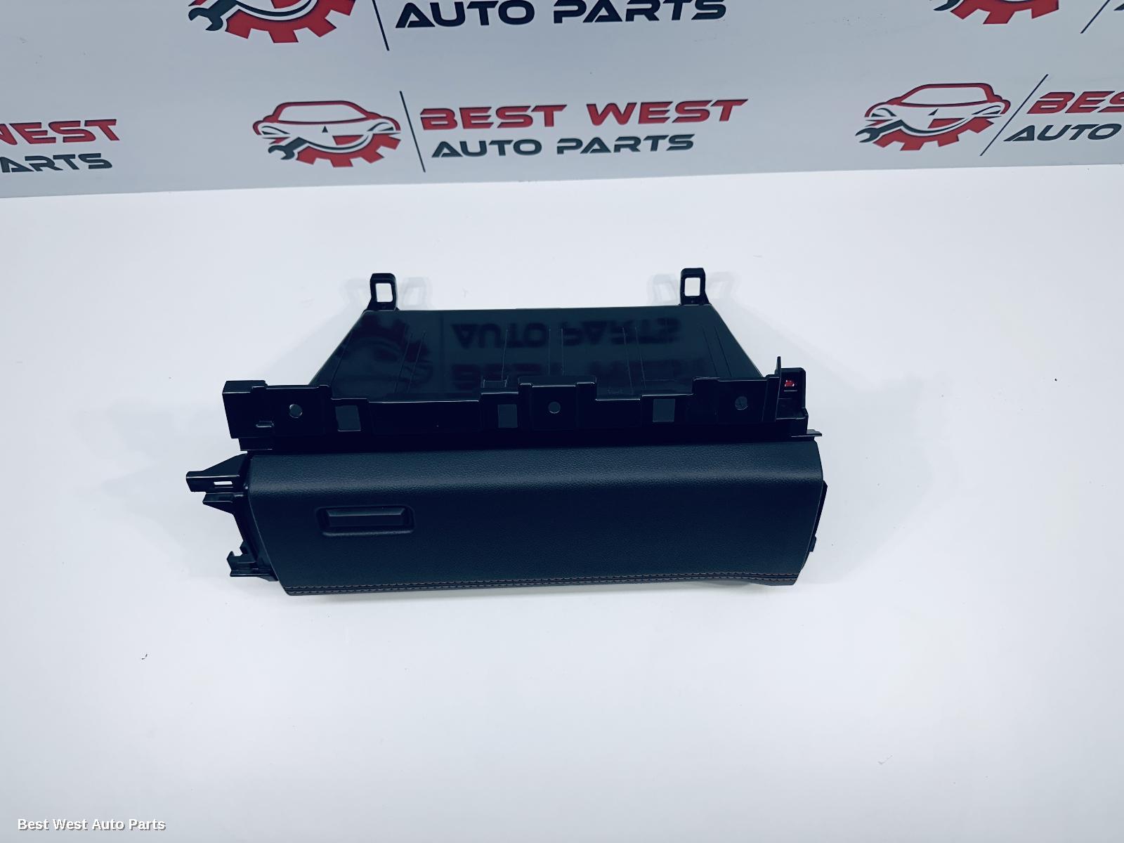 2024 MITSUBISHI TRITON Glove Box