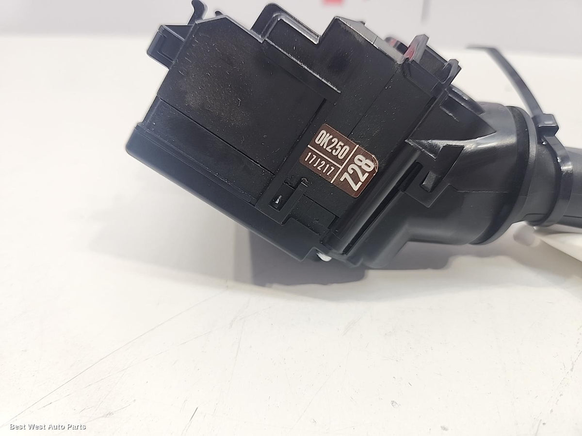 2018 TOYOTA HILUX Combination Switch
