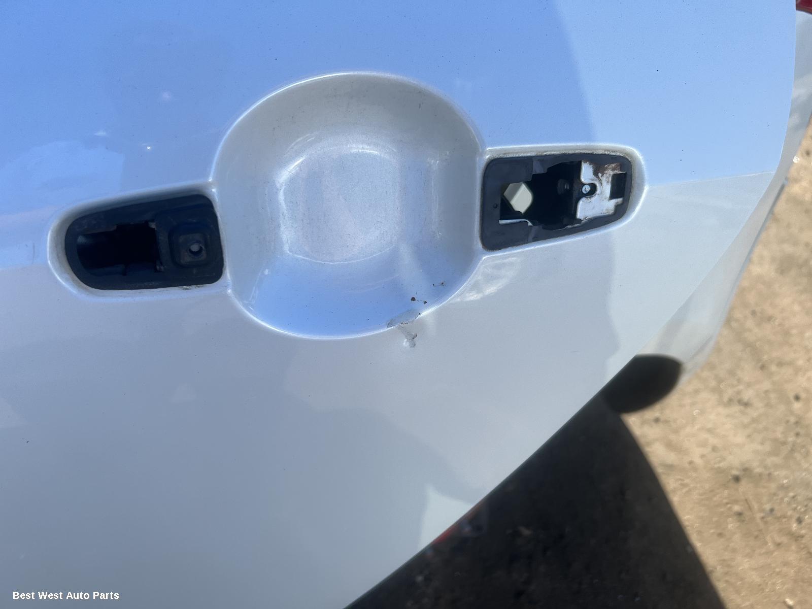 2008 SUZUKI SWIFT Left Taillight