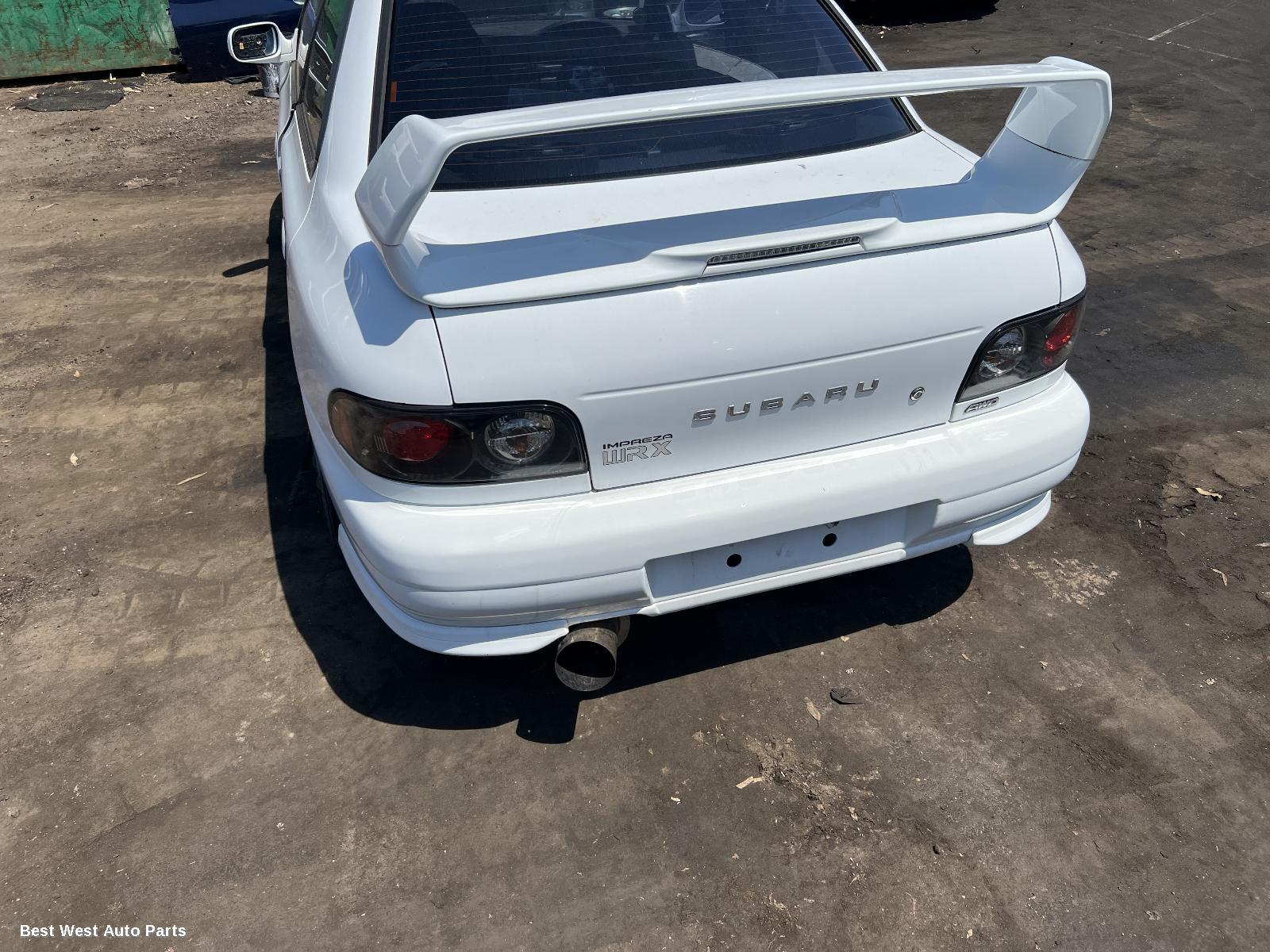 2000 SUBARU IMPREZA Left Taillight