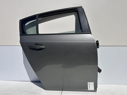 2013 HOLDEN CRUZE RIGHT_REAR_DOOR_SLIDING
