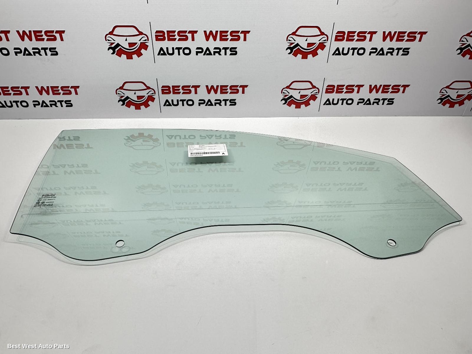 2018 FORD RANGER Right Front Door Window