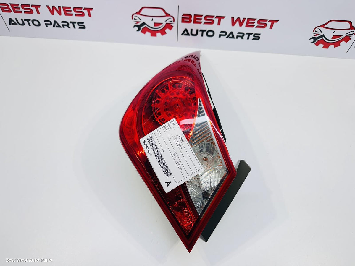2012 HYUNDAI ELANTRA Left Taillight