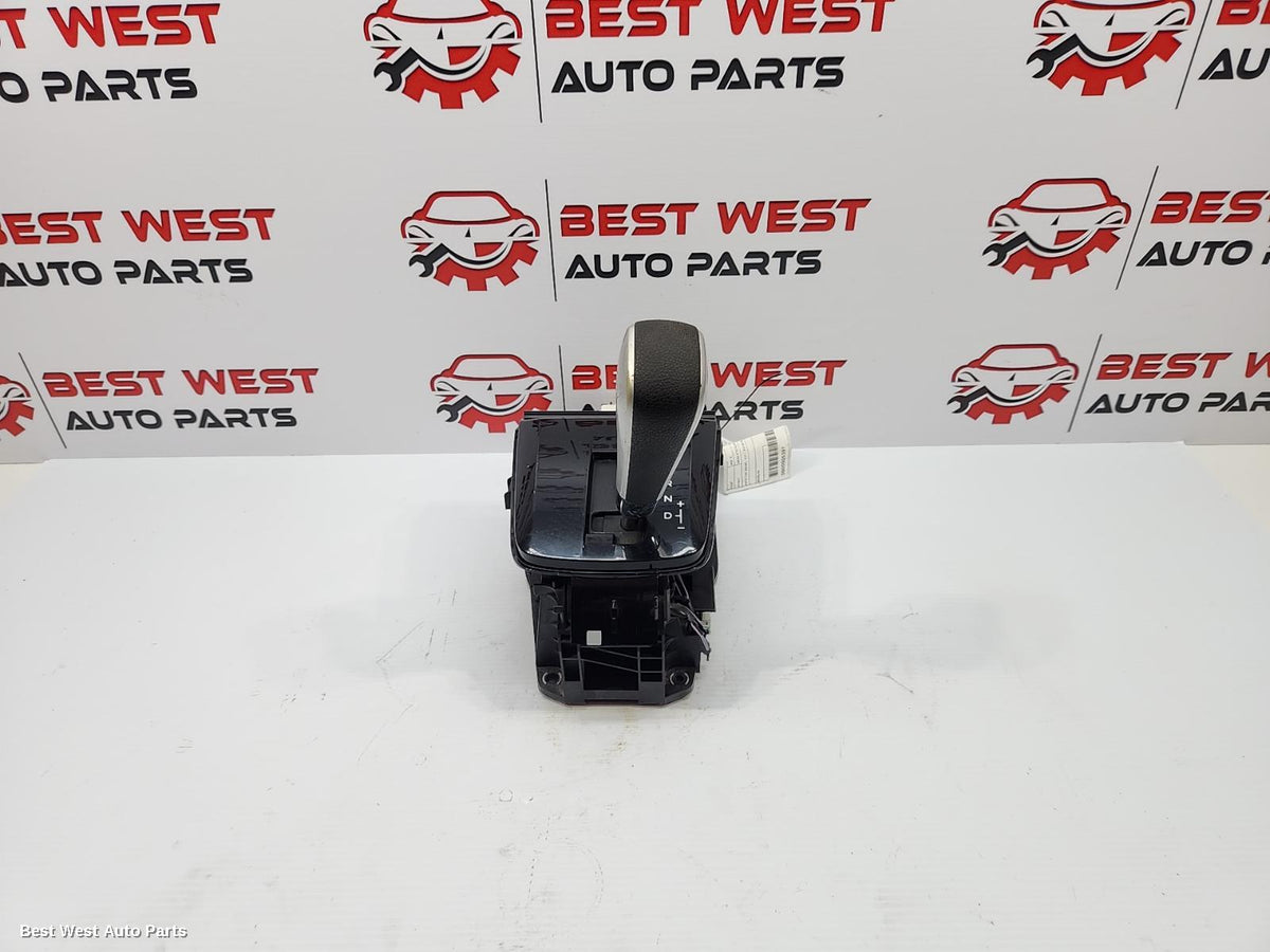 2017 ISUZU MU-X Gear Stick/Shifter