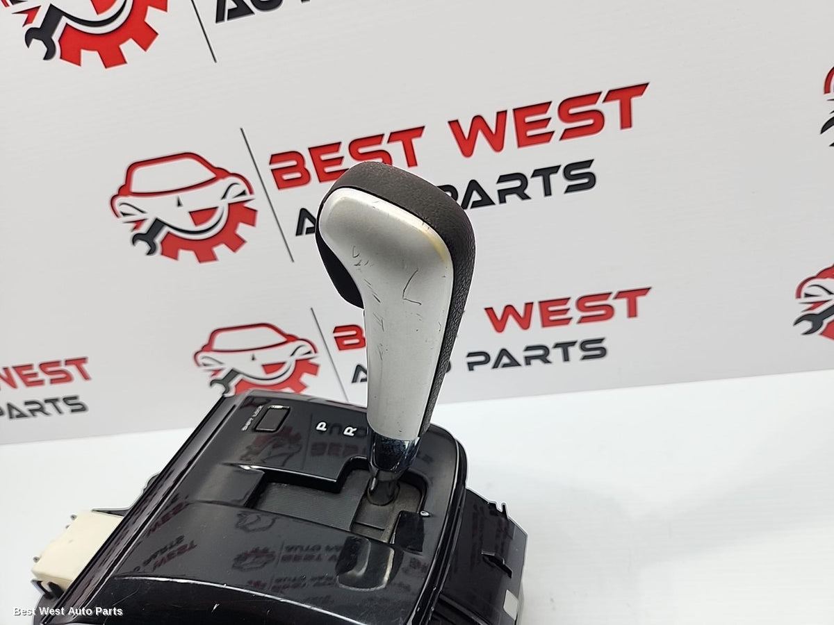 2017 ISUZU MU-X Gear Stick/Shifter