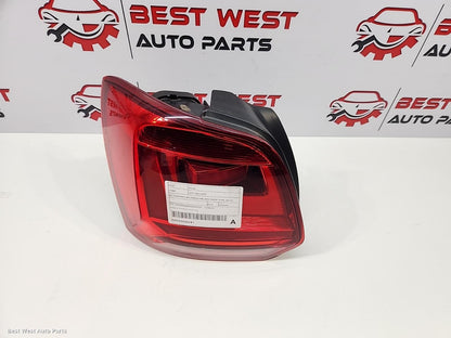 2015 VOLKSWAGEN POLO Left Taillight