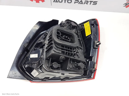 2015 VOLKSWAGEN POLO Left Taillight
