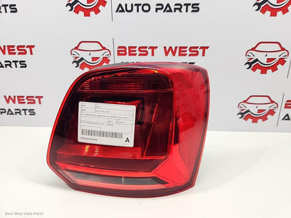 2015 VOLKSWAGEN POLO Right Taillight