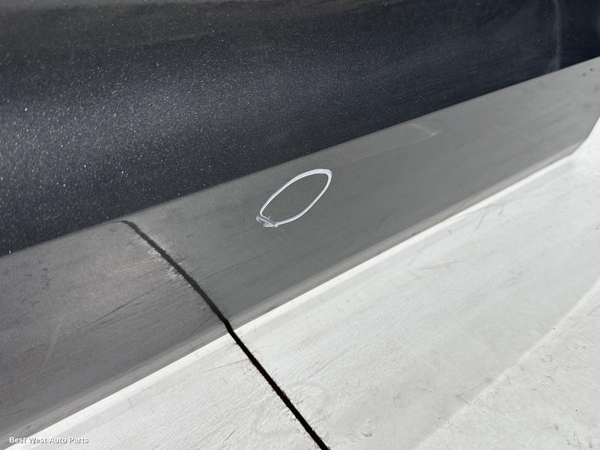 2010 VOLKSWAGEN POLO Right Front Door
