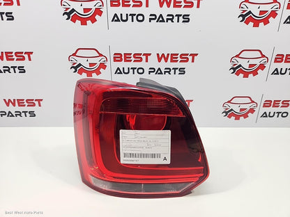 2010 VOLKSWAGEN POLO Left Taillight