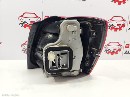 2010 VOLKSWAGEN POLO Left Taillight