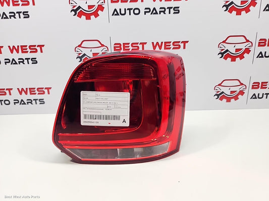 2010 VOLKSWAGEN POLO Right Taillight