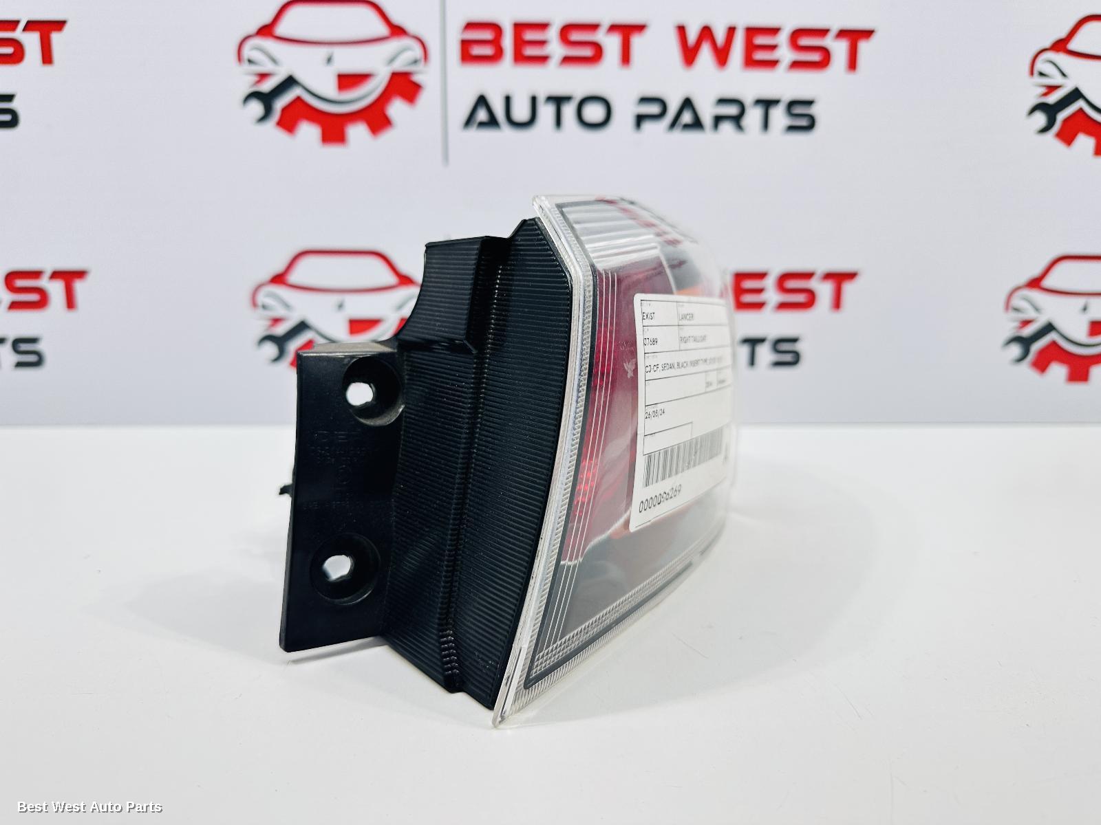 2014 MITSUBISHI LANCER Right Taillight