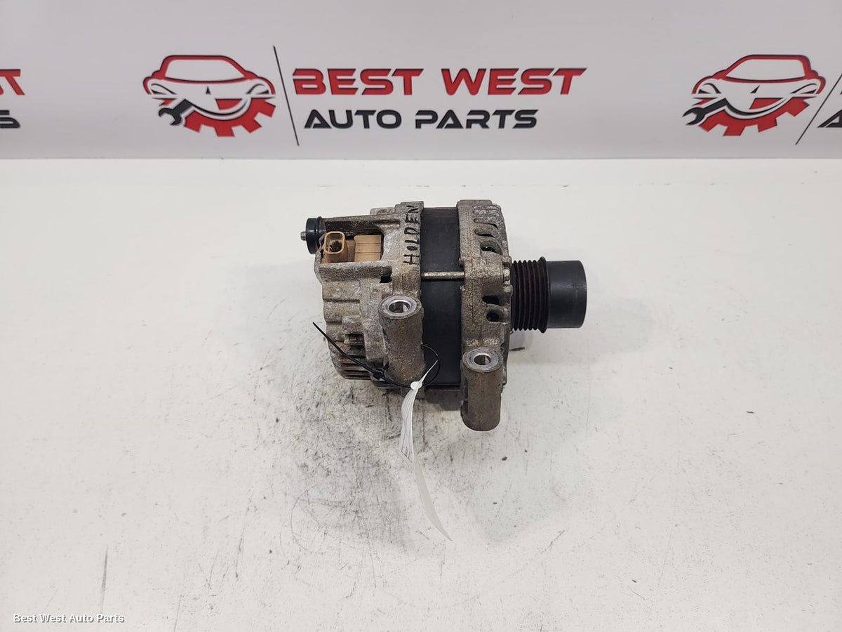 2011 HOLDEN COMMODORE Alternator