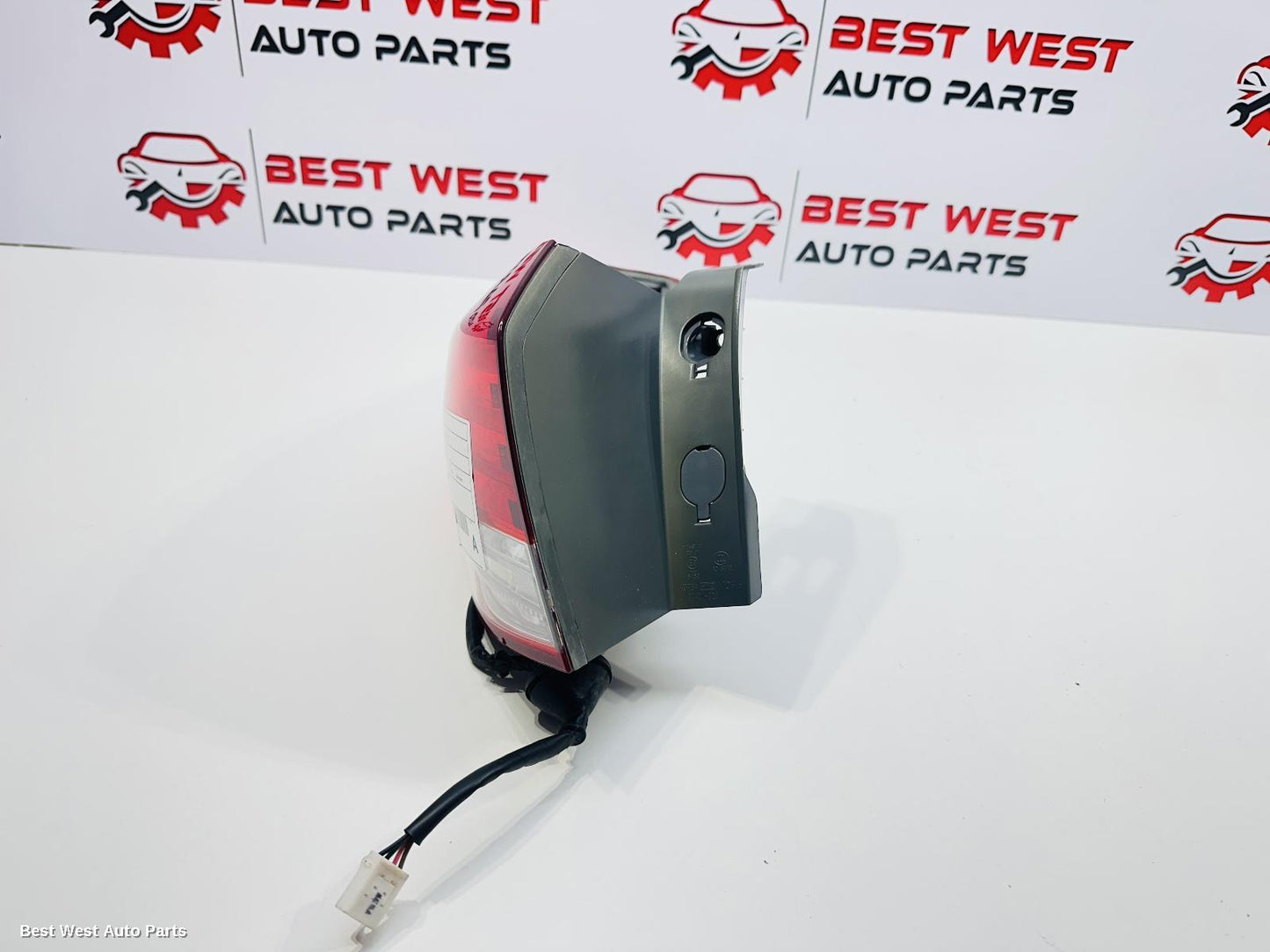 2014 HYUNDAI I40 Left Taillight
