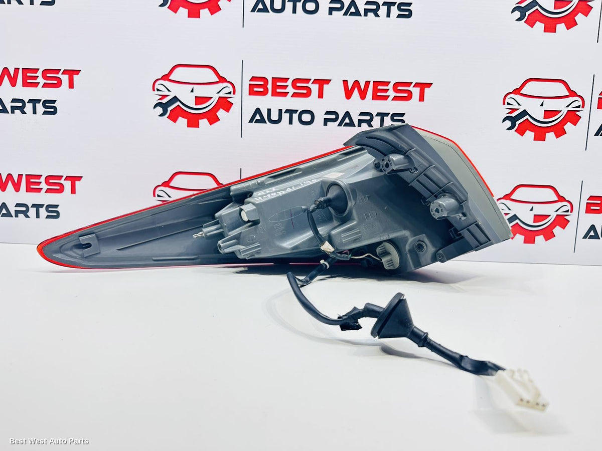 2014 HYUNDAI I40 Right Taillight