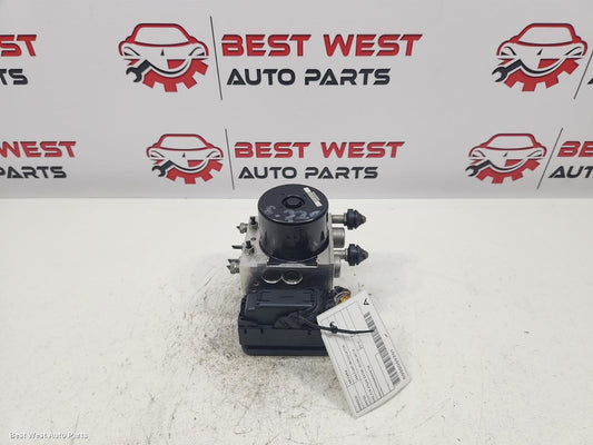 2014 NISSAN NAVARA Abs Pump/Modulator